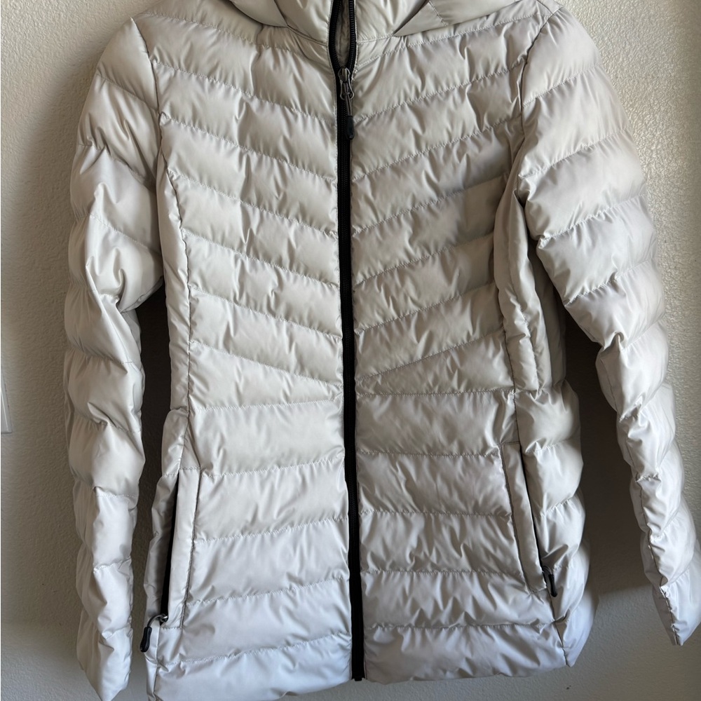 32 Degrees Women's Silver Gray Puffer Jacket - Size Small